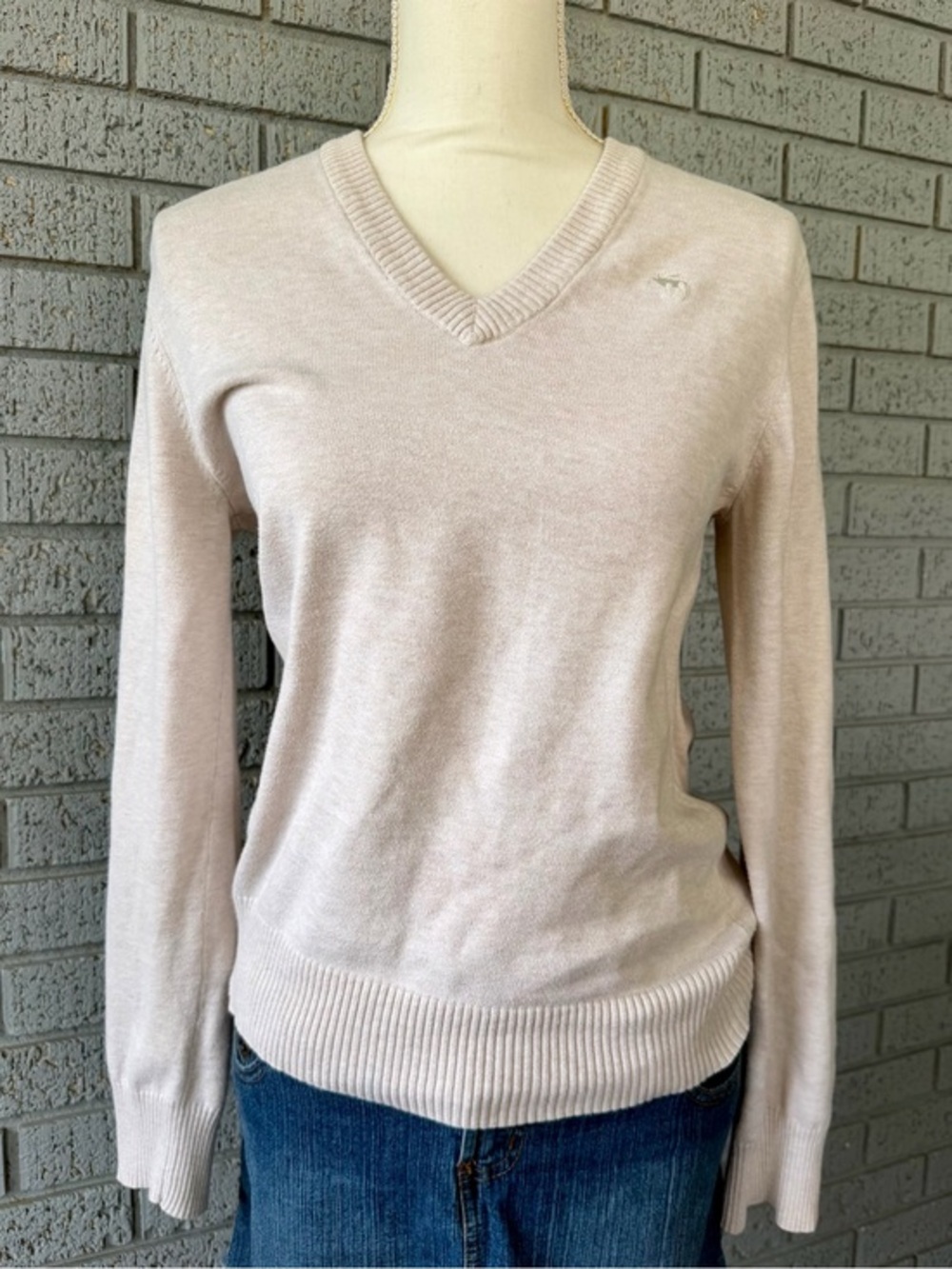 Vintage Y2K Abercrombie & Fitch V-Neck Knit Sweater Embroidered Moose Size Small